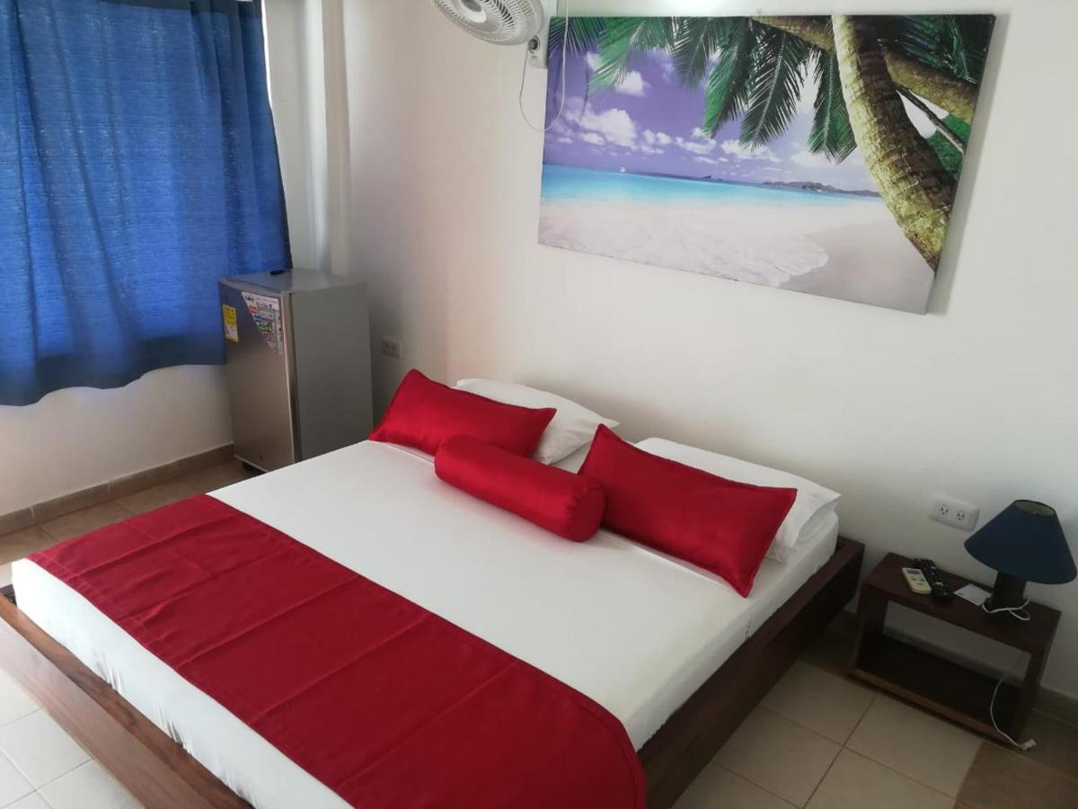 Hotel La Fragata โกเวญาส ภายนอก รูปภาพ